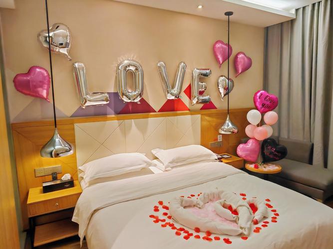 顺义情侣主题酒店预订-第2张图片-德高鼎泰便民中心