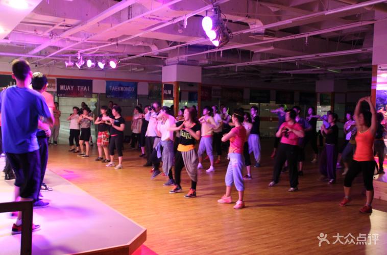 爱泽恩国际健身俱乐部有何特色？-第1张图片-德高鼎泰便民中心