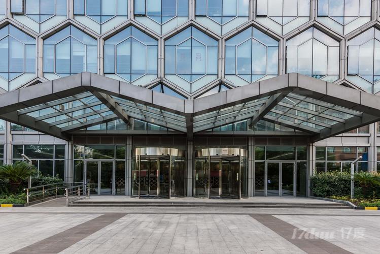 同济晶度城市健身会馆，有哪些特色？-第2张图片-德高鼎泰便民中心