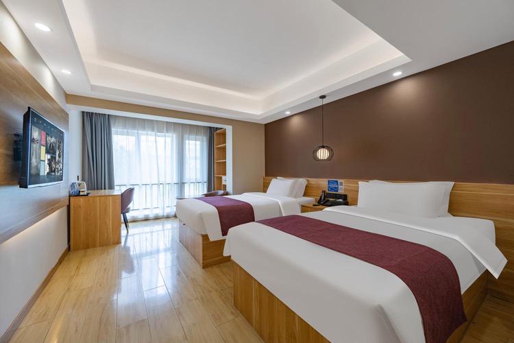 奥体中心连锁酒店怎么预订最优惠？-第1张图片-德高鼎泰便民中心