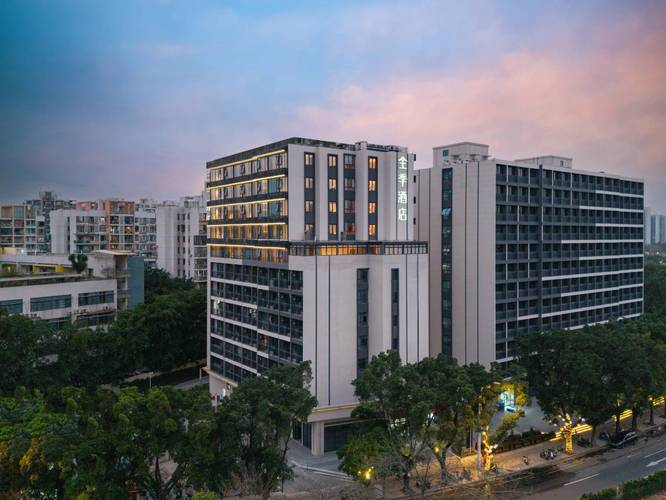 奥体中心连锁酒店怎么预订最优惠？-第2张图片-德高鼎泰便民中心