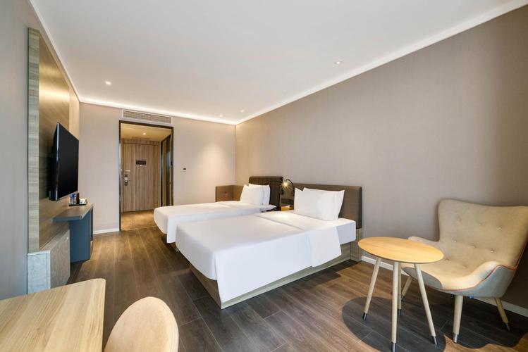 海宁西站附近酒店怎么选？-第2张图片-德高鼎泰便民中心