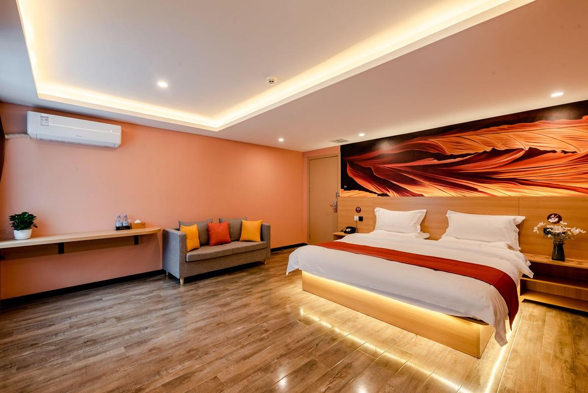 同仁家园布丁酒店怎么预订？-第2张图片-德高鼎泰便民中心