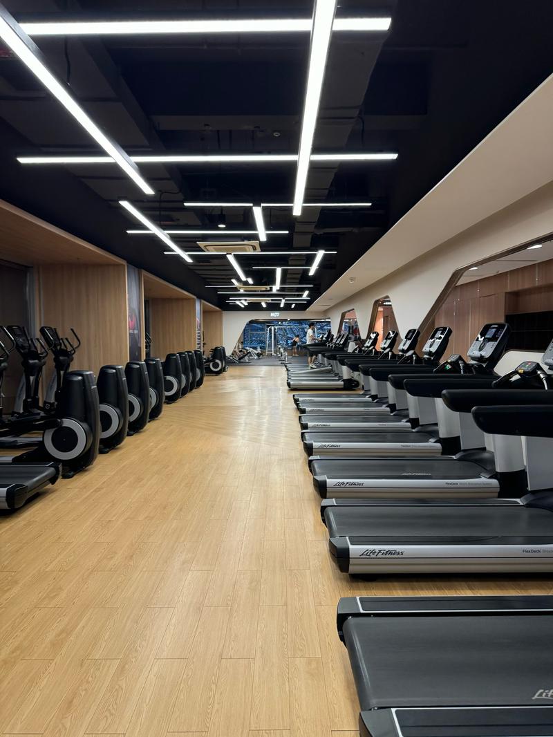 西乡阳光365健身房有何特色或优势？-第2张图片-德高鼎泰便民中心