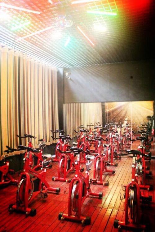 天秀花园游泳健身会所怎么样？-第1张图片-德高鼎泰便民中心