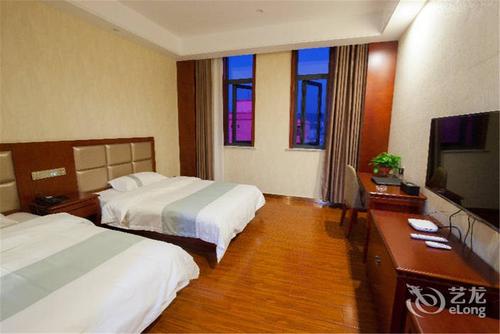 龙泉公园附近酒店怎么预订最划算？-第2张图片-德高鼎泰便民中心