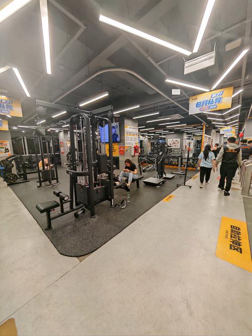 春熙路健身房怎么选？-第2张图片-德高鼎泰便民中心