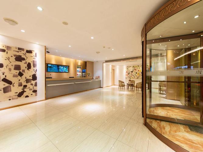 大连华南结婚酒店怎么选？-第2张图片-德高鼎泰便民中心