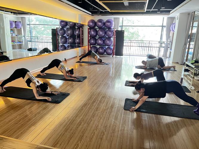 南京全民健身中心瑜伽适合哪些人群练习？-第2张图片-德高鼎泰便民中心