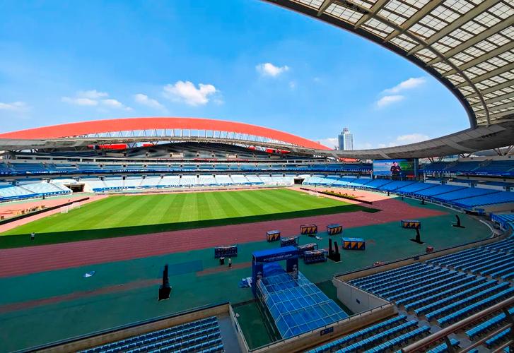 南京国际健身中心有何特色？-第2张图片-德高鼎泰便民中心