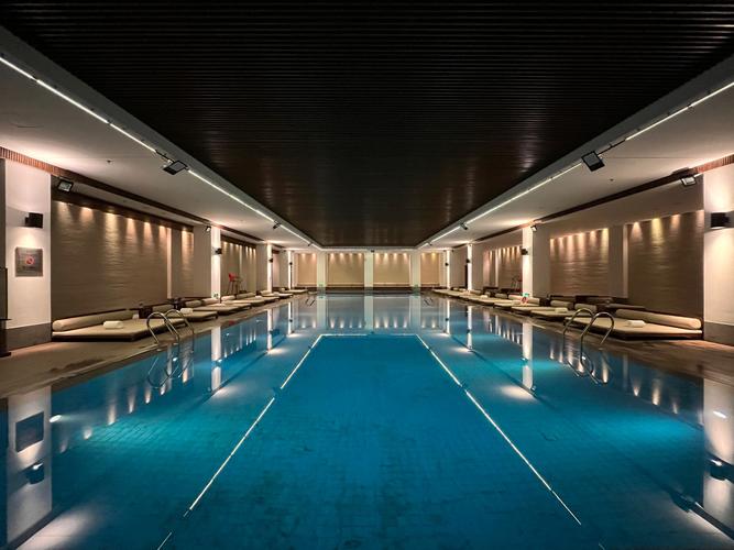 温泉国际酒店健身中心有何特色？-第2张图片-德高鼎泰便民中心