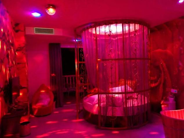 广西情趣主题酒店预订要注意什么？-第3张图片-德高鼎泰便民中心