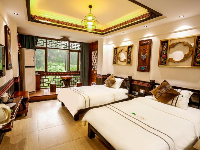 芙蓉古镇附近酒店怎么选？-第2张图片-德高鼎泰便民中心