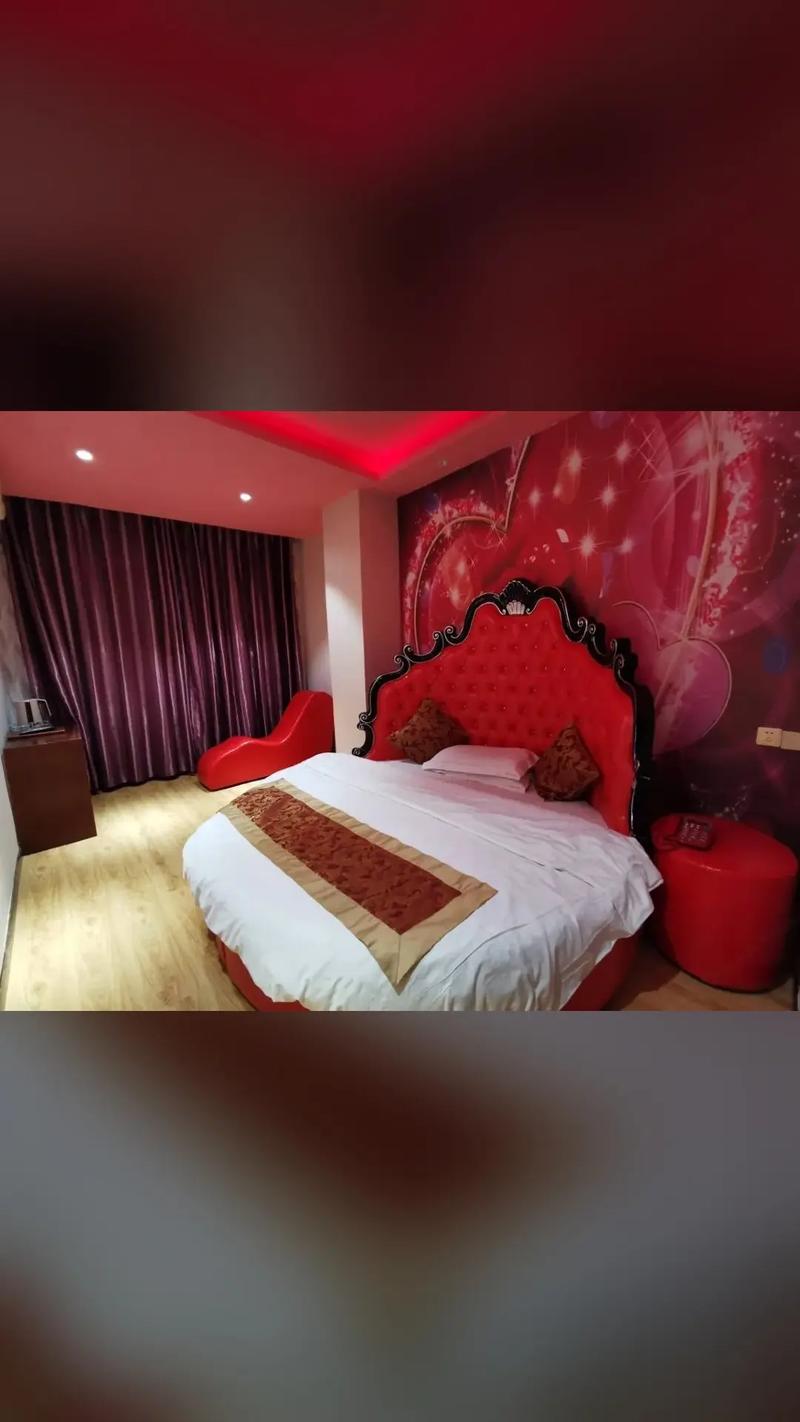 商丘结婚主题酒店怎么选？预订有哪些注意事项？-第2张图片-德高鼎泰便民中心