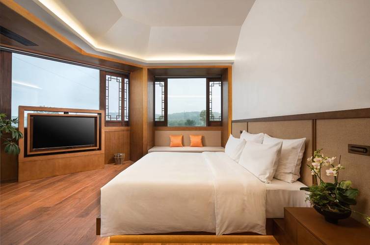 南京栖霞艺术酒店怎么预订最优惠？-第2张图片-德高鼎泰便民中心