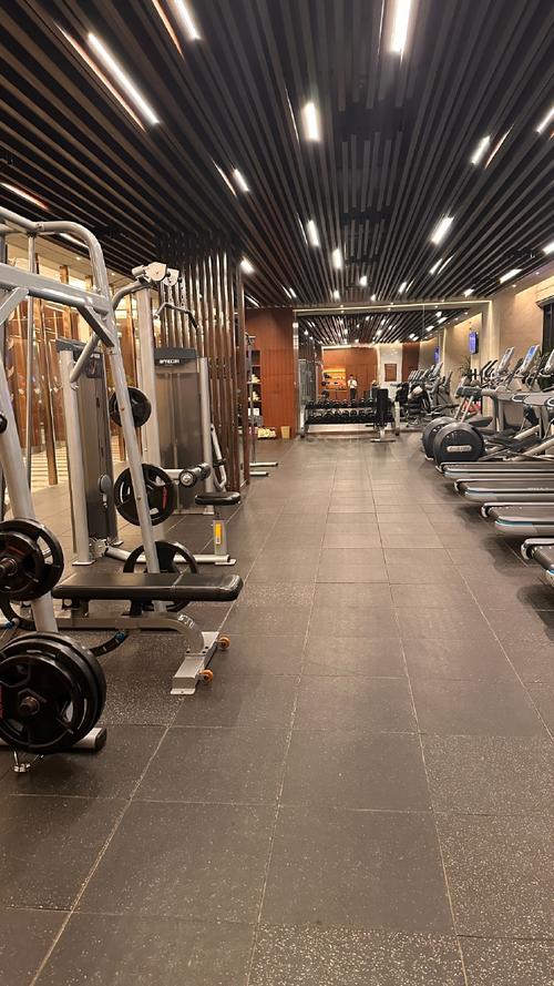 希尔顿酒店健身房价格-第2张图片-德高鼎泰便民中心