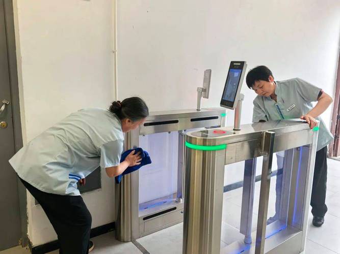 安徽明德物业服务质量如何？-第1张图片-德高鼎泰便民中心