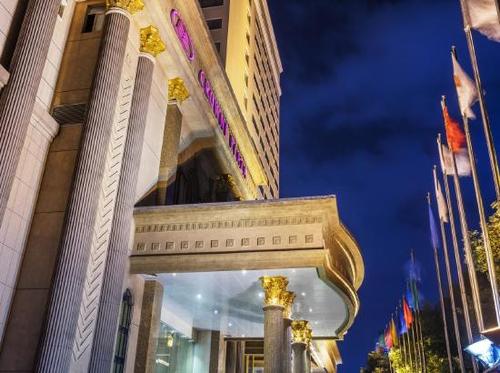 宁波皇冠广场酒店怎么预订最优惠？-第1张图片-德高鼎泰便民中心