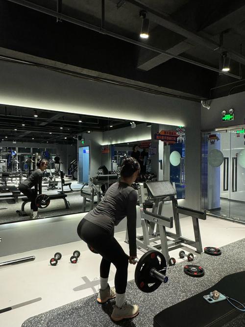 乌兰浩特健身房价格表多少钱？-第2张图片-德高鼎泰便民中心