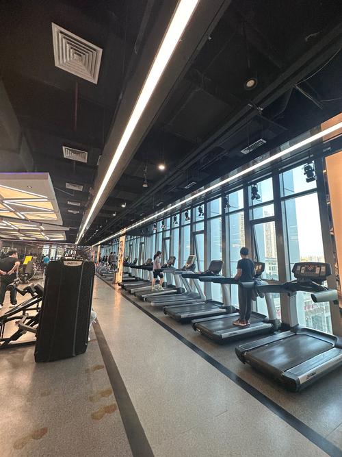 上海健身卡价格范围是多少？-第2张图片-德高鼎泰便民中心