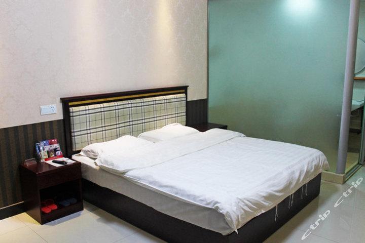 齐齐哈尔军月酒店怎么预订最优惠？-第2张图片-德高鼎泰便民中心