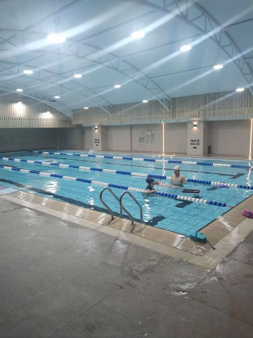 邹城择邻山庄游泳健身-第1张图片-德高鼎泰便民中心