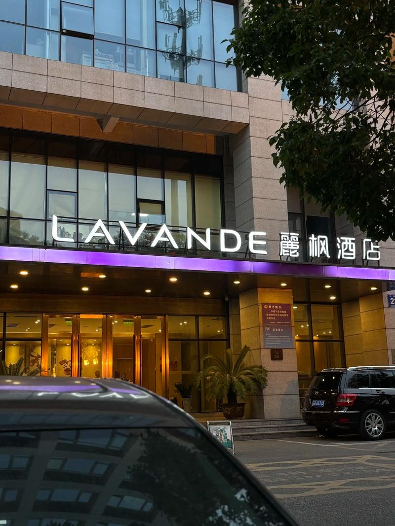 无锡太湖大道酒店预订怎么选最划算？-第1张图片-德高鼎泰便民中心