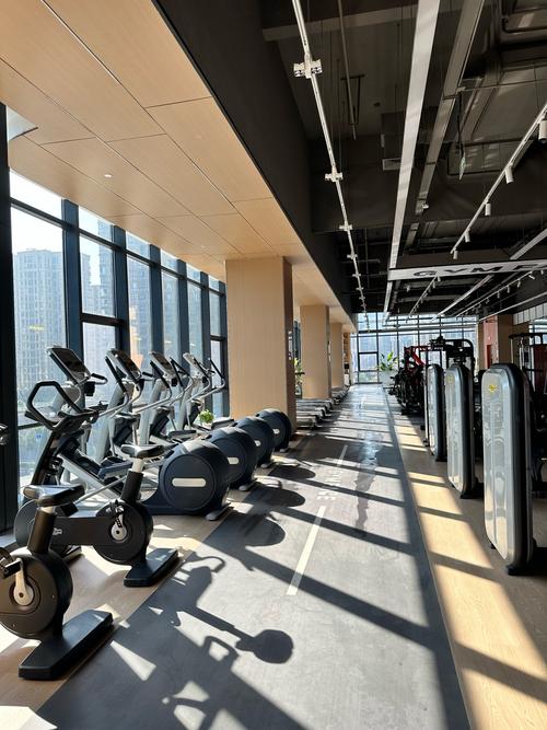 腾跃健身龙华店有何特色或优势？-第1张图片-德高鼎泰便民中心