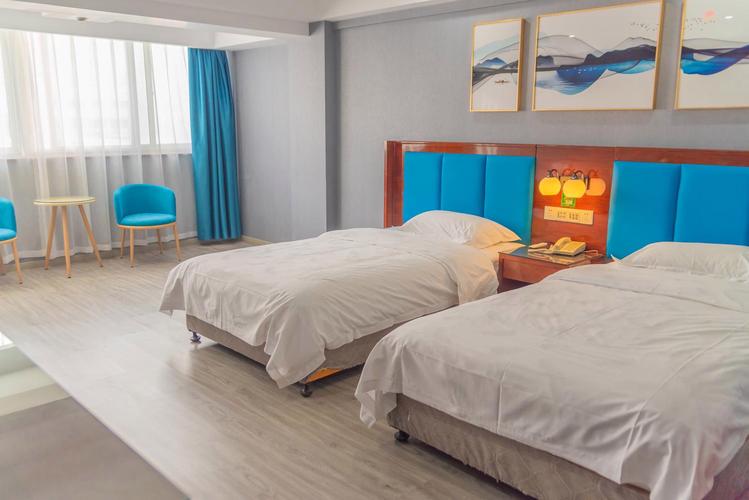 阜阳名人城市酒店怎么预订最划算？-第1张图片-德高鼎泰便民中心