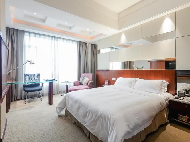 东莞常平半岛酒店怎么预订最优惠？-第3张图片-德高鼎泰便民中心