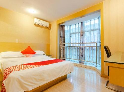 上海租车乐园酒店预订怎么选最划算？-第3张图片-德高鼎泰便民中心