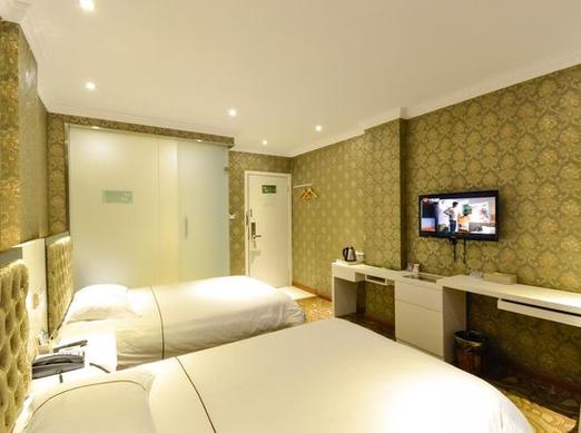 泉州8090酒店怎么订最划算？-第1张图片-德高鼎泰便民中心