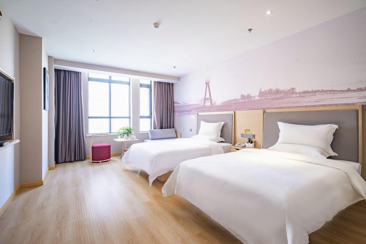 乌鲁木齐白云酒店怎么预订最优惠？-第3张图片-德高鼎泰便民中心