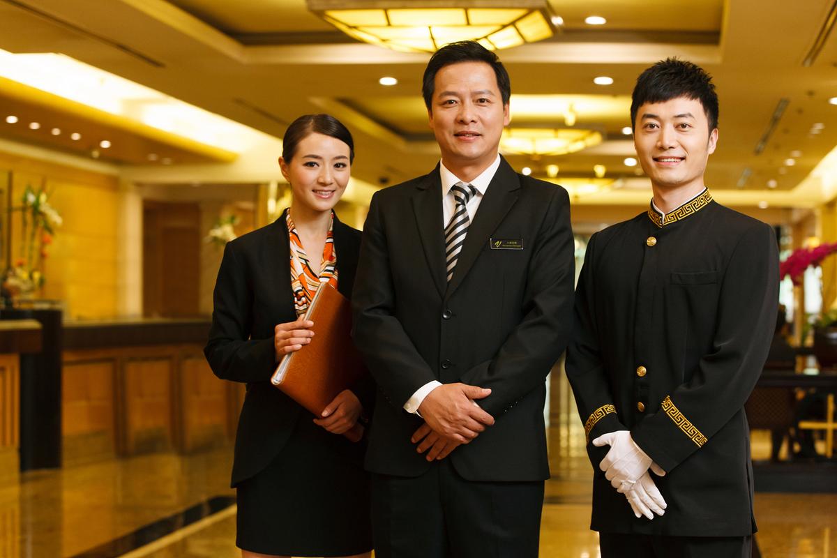 华服物业管理有限公司怎么样？-第1张图片-德高鼎泰便民中心