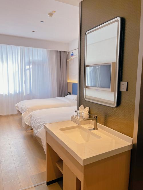 乌鲁木齐宜都酒店怎么预订最划算？-第1张图片-德高鼎泰便民中心