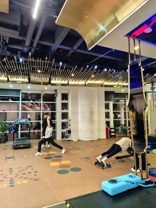 丰台总部基地健身去哪儿好？-第2张图片-德高鼎泰便民中心