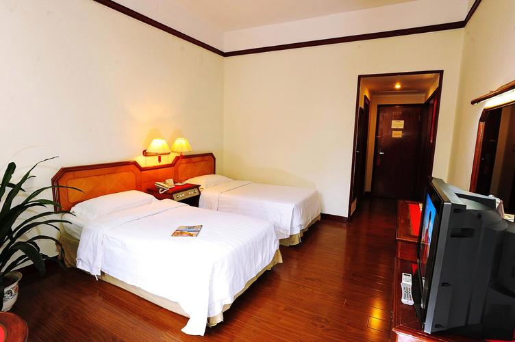 佛山三水七天酒店怎么预订最划算？-第3张图片-德高鼎泰便民中心