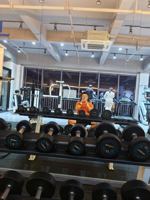 克什克腾旗麦肯健身-第2张图片-德高鼎泰便民中心