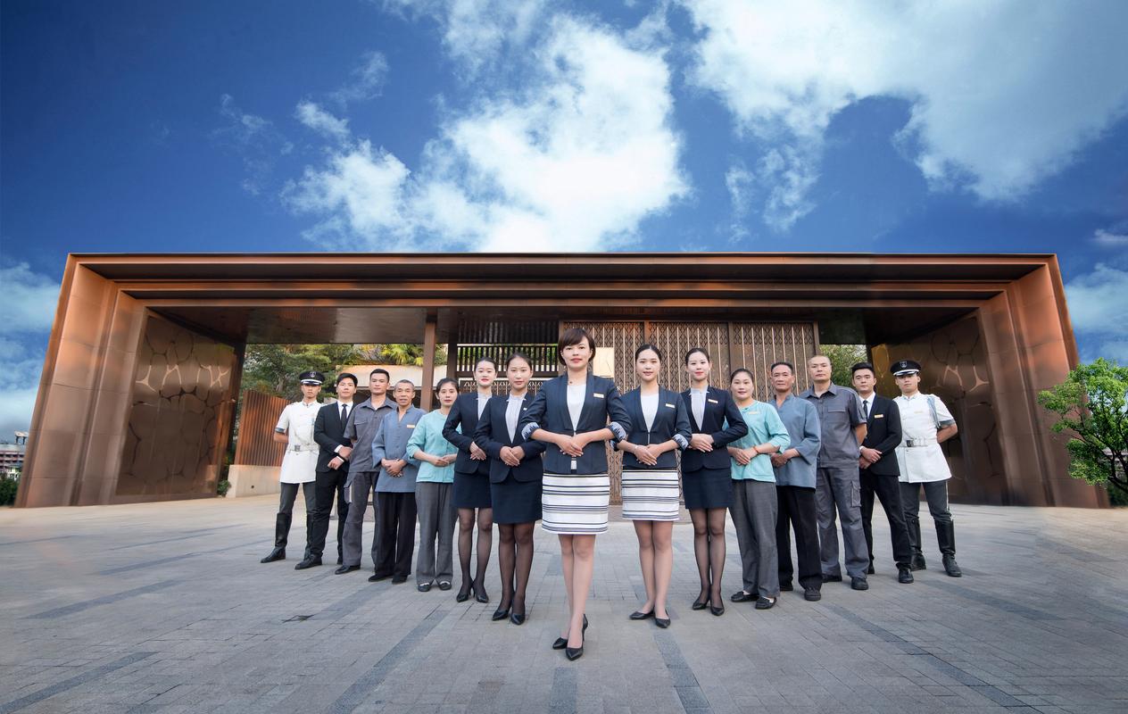 高端物业特色服务项目有哪些亮点？-第2张图片-德高鼎泰便民中心