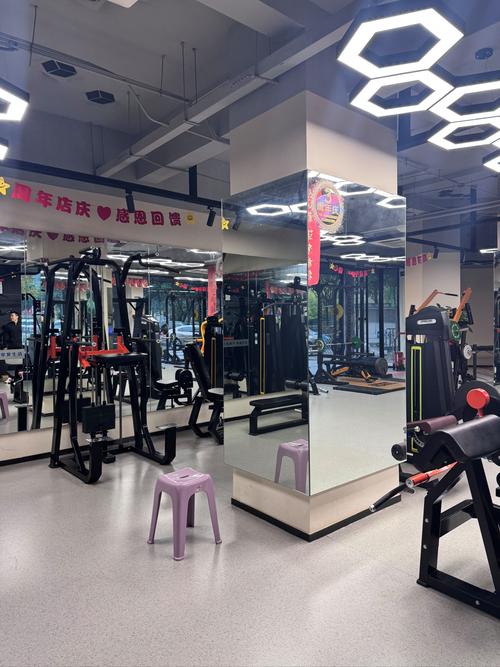 保定高端健身俱乐部有何独特优势？-第2张图片-德高鼎泰便民中心