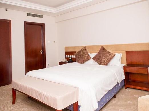 赤峰九天快捷酒店怎么预订最优惠？-第3张图片-德高鼎泰便民中心