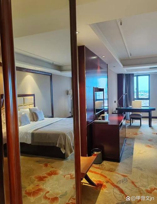 长安九天商务酒店怎么预订最划算？-第1张图片-德高鼎泰便民中心