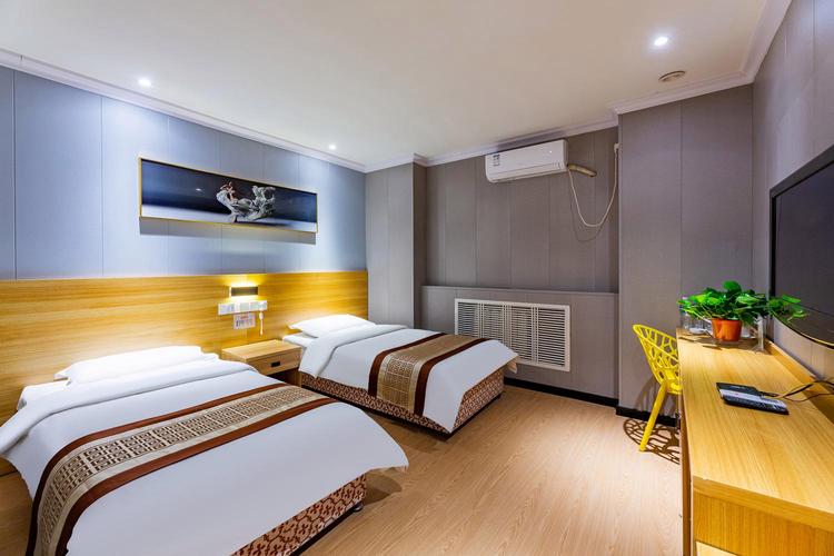 长安九天商务酒店怎么预订最划算？-第3张图片-德高鼎泰便民中心