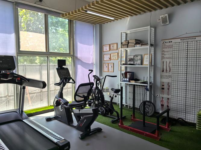 涿州劲松健身图片展现什么场景？-第2张图片-德高鼎泰便民中心