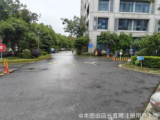 浙江绿城物业的服务有何特色？-第2张图片-德高鼎泰便民中心