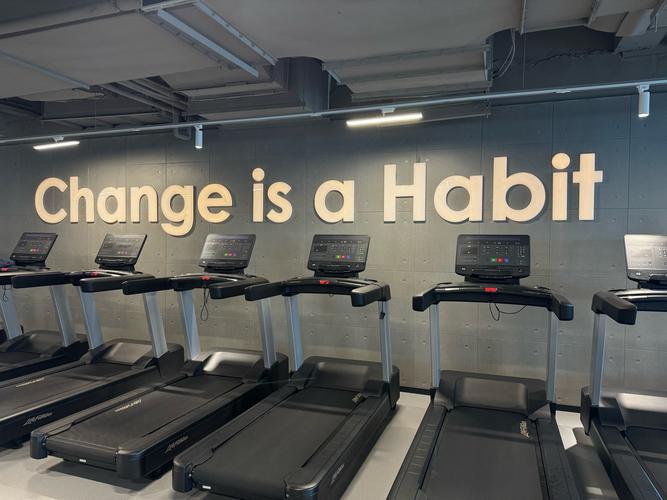 上海知名健身俱乐部哪家强？-第3张图片-德高鼎泰便民中心