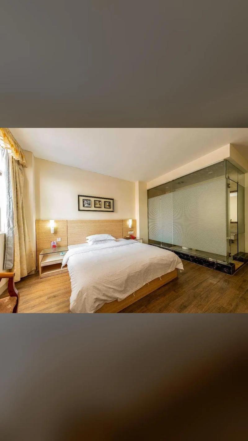 福州金百合大酒店怎么预订？-第3张图片-德高鼎泰便民中心