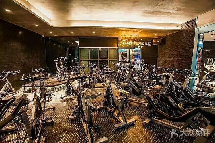 云顶游泳健身俱乐部，有何特色服务？-第3张图片-德高鼎泰便民中心