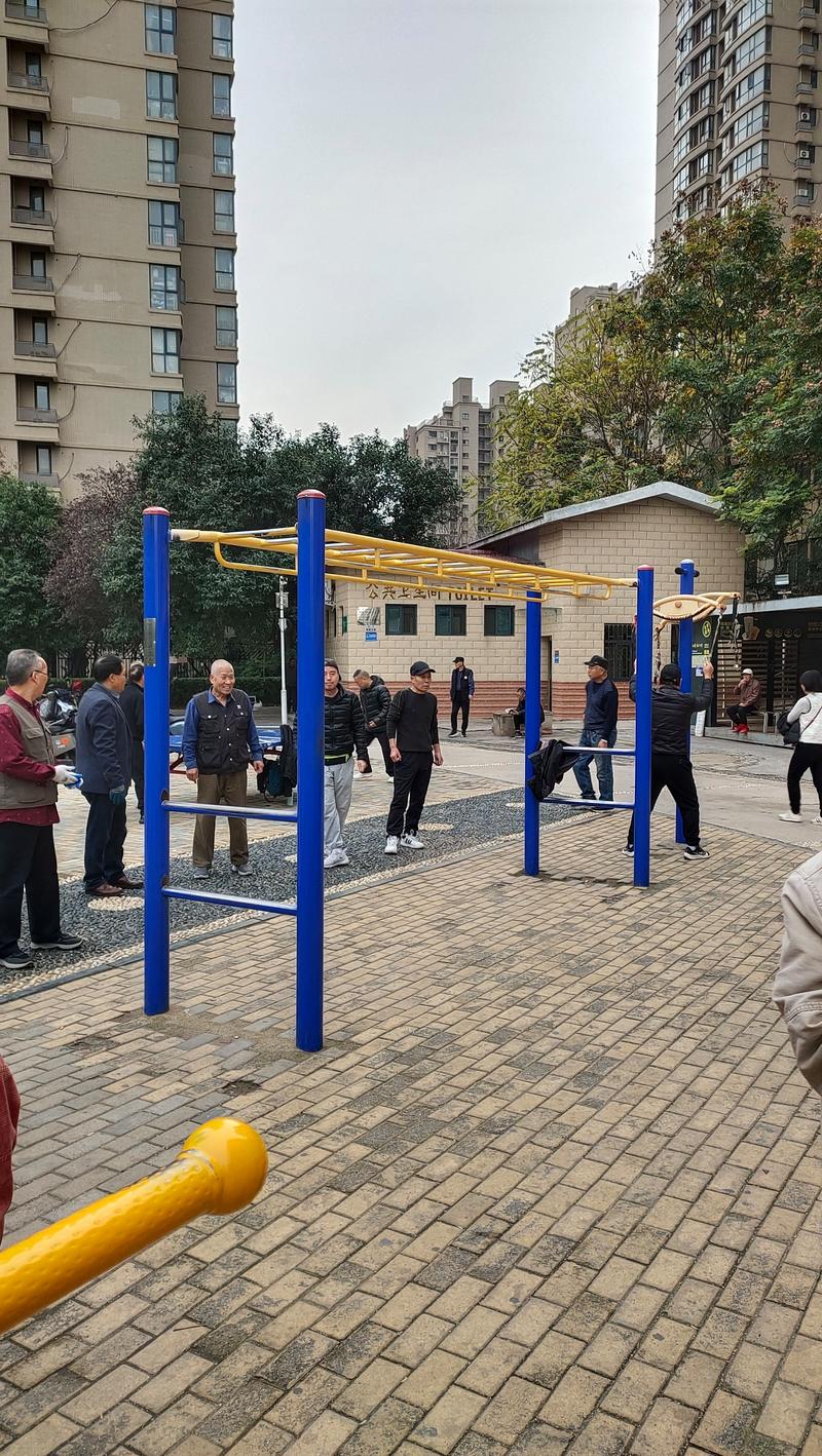 东方广场健身中心怎么样？-第1张图片-德高鼎泰便民中心