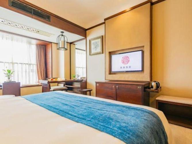 四川楚天君临酒店预订怎么订最优惠？-第3张图片-德高鼎泰便民中心